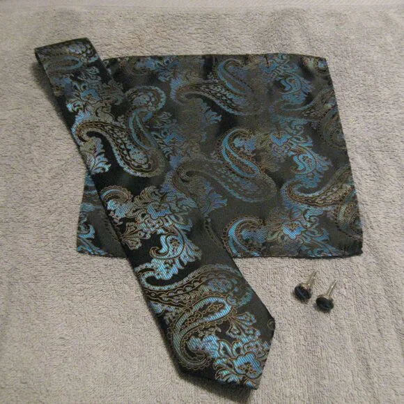 "Twenty Dollar Tie" Extra-Long Men's Tie with Pocket Square and Cuff Links - Picture 10 of 10